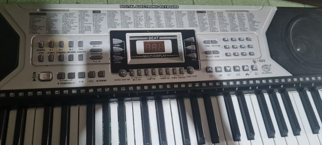 Portable Electric Organ (Category: Musical Instruments) located in Manila. Submitted by shoppebymaria (Listing ID 1368047011, Image 3). Description: In very good working condition. 54 keys.
