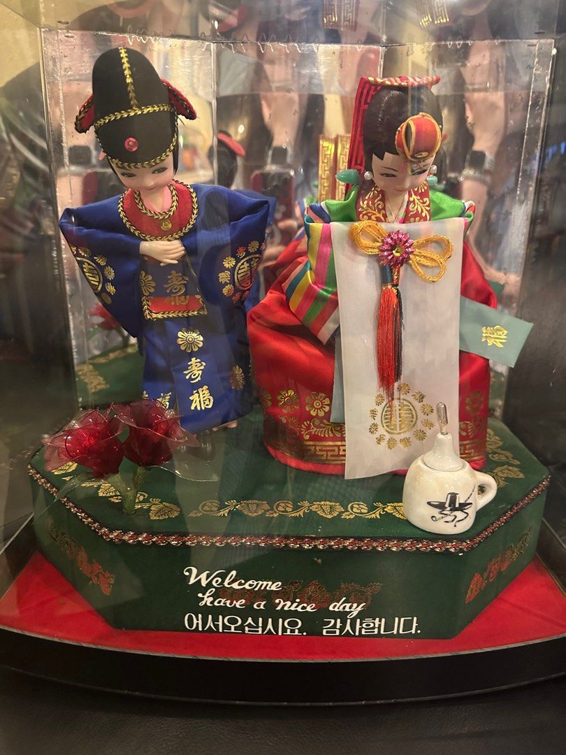 Korea Traditional Greeting Display (Category: Other Home Decor) located in Manila. Submitted by treasure_dept (Listing ID 1368045244, Image 2). Description: 110 volts.