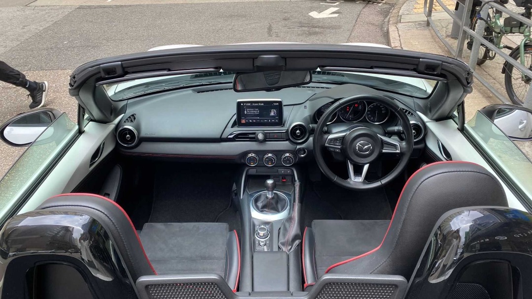 Mazda MX5 RS Manual62864837833347112