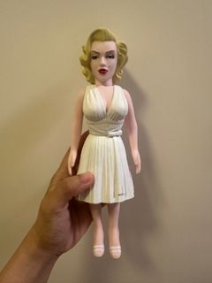 （分類：）位於 。 由 whatsupkc 提交（商品編號 1368155275，圖片 1）。簡介： 。