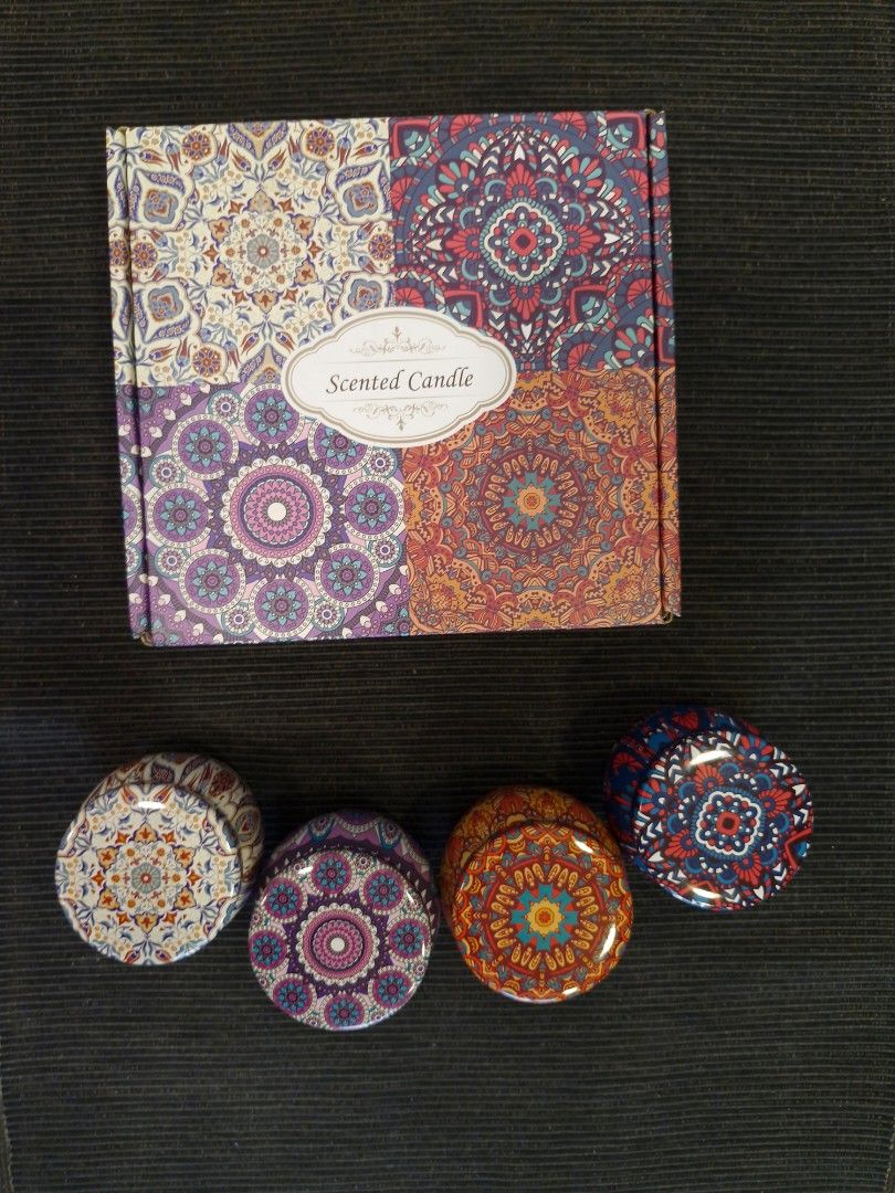 NEW. Scented Candle Set.