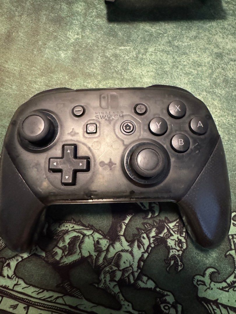 Nintendo Switch Pro Controller (Category: Controllers) located in Bulacan. Submitted by hewilladd2015 (Listing ID 1368127039, Image 1). Description: .