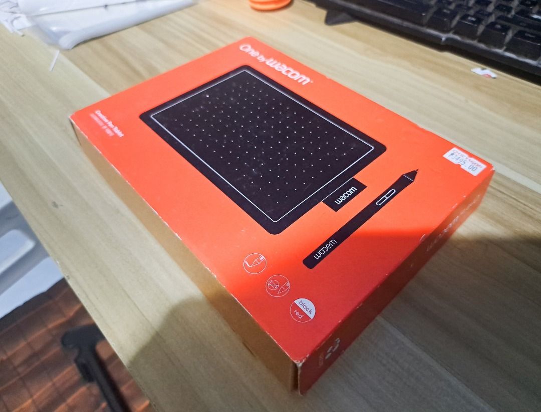 ONE BY WACOM CTL-472 (Category: Other Accessories) located in Calamba. Submitted by karloschua88768 (Listing ID 1368084158, Image 1). Description: ‼️For Sale‼️ ONE BY WACOM CTL-472 Sobrang slightly used like new Sayang kasi di nagagamit, like 5 times ko lang nagamit ORIGINAL PRICE : P3,495 Selling Price : P2,700 Location : Calamba Laguna.