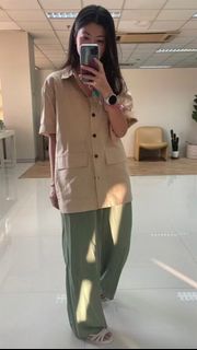 (Kategori: ) berada di . Dikirim oleh treasureandco (ID iklan 1368178368, Gambar 1). Deskripsi: .