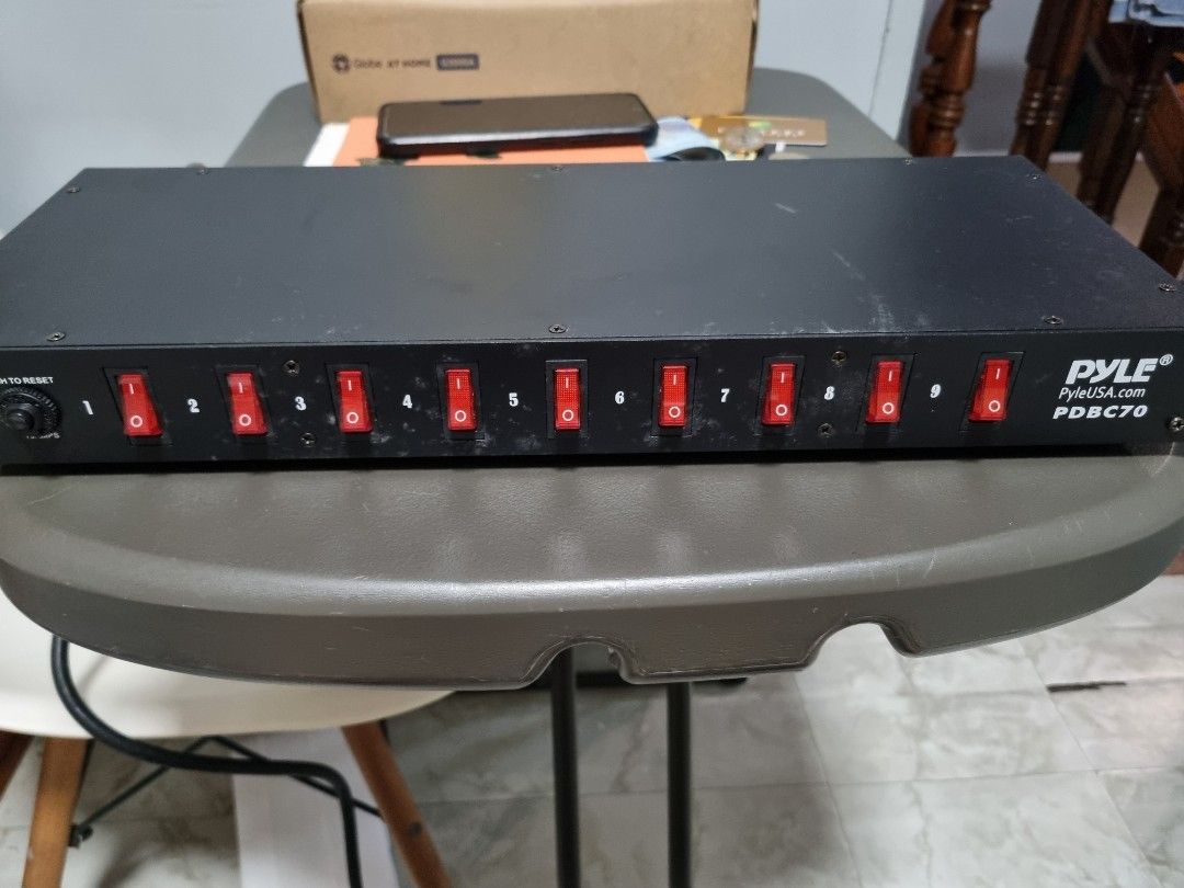 Power strip surge protector PYlE PDU (Category: Chargers) located in Quezon City. Submitted by lzedes1492 (Listing ID 1368178340, Image 1). Description: FOR SALE: PYLE PDBC70 Power Strip – BRAND NEW! 📦 Rack Mount / 15A / 1800VA ✅ 8 na switchable outlets ✅ Pang audio setup, studio, o server rack ✅ Matibay, heavy-duty build ✅ Nasa box pa, never pa nagamit 💰 Presyo: ₱2,500 (negotiable " say goodbye to power surges & fluctuations.