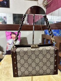 (Category: ) located in . Submitted by we.luv.u (Listing ID 1368189273, Image 1). Description: .