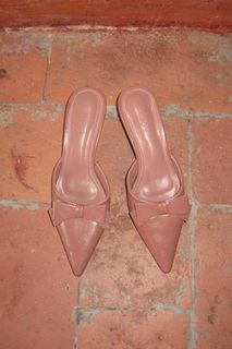 (Category: ) located in . Submitted by ninithshop (Listing ID 1368095666, Image 1). Description: .