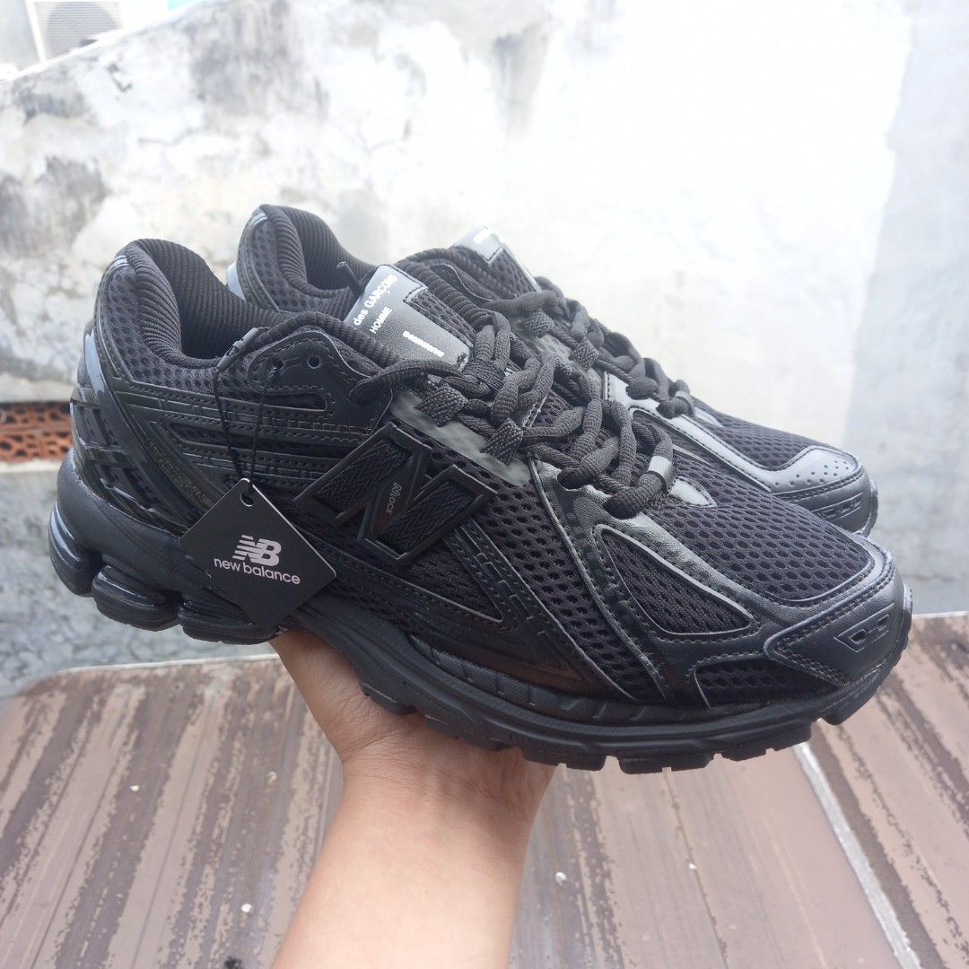 Sepatu New Balance 1906R Collabs Comme des Garcons Homme