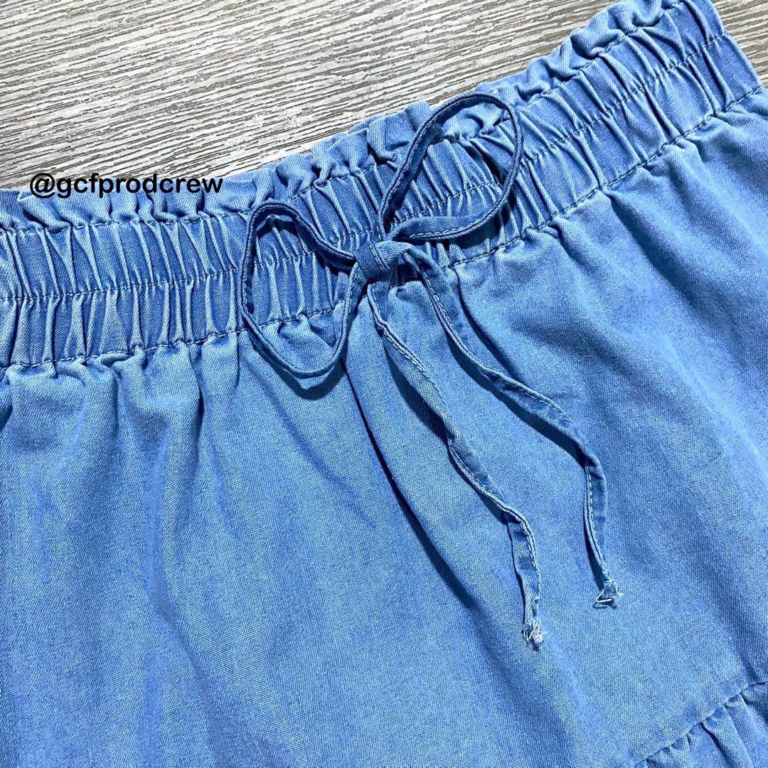 Shein Plus Size Maxi Denim Skirt XL (Category: Skirts) located in Binan City. Submitted by gcfprodcrew (Listing ID 1368118903, Image 2). Description: — Worn twice. — Garter is strechable (length: 36 in.) — Waist (laid flat): 16 in. (unstretched) 22-23 in (stretched) RFS: Decluttering. Too big MOP: Gcash | Maya | UnoBank (no COD) [PAYMENT FIRST] MOD: Lalamove/J&t/LBC📍Biñan Laguna.