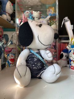 SNOOPY BELLE Plush Toy | Articulated| Removable clothes | 12”
