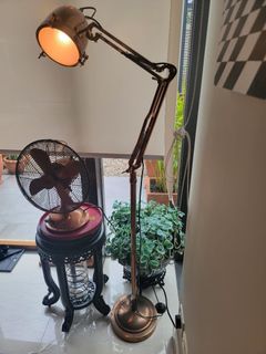 （分類：）位於 。 由 ye_books 提交（商品編號 1368060418，圖片 1）。簡介： 。