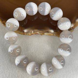 (Category: ) located in . Submitted by huangsjadeiteandjewelry (Listing ID 1368077191, Image 1). Description: .