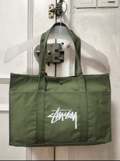 （分類：）位於 。 由 studentintern 提交（商品編號 1368052170，圖片 1）。簡介： 。