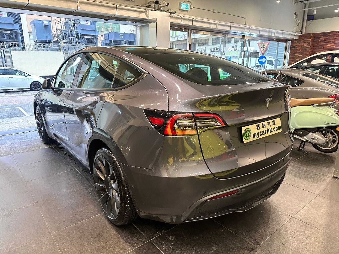 Tesla  MODEL Y LONG RANGE LR Auto62864837843074111