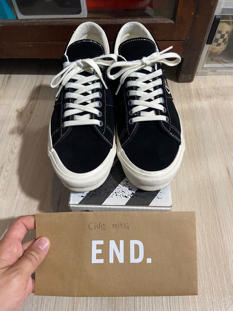 Vans Vaults Sid (Category: Sneakers) located in Taiping. Submitted by chanchaoming (Listing ID 1368074146, Image 1). Description: WTS Vans OG Sid Lx (Rare) Vans Vault UK 9 US 10 Black Seldom Wear , Like New Want To Let Go RM320 Shipped Double Box Retail Price RM399.