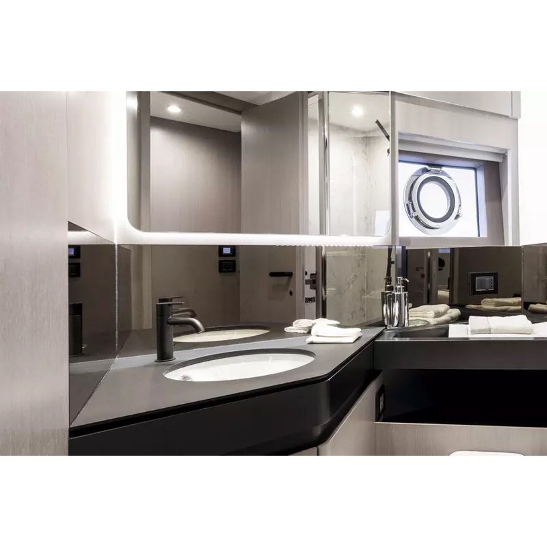 2025 70.1ft 21.37m Azimut S7 Motor Yacht For Sale62885347107202111