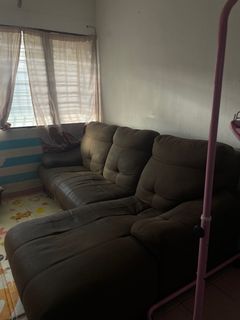 (Category: ) located in . Submitted by zainulariffn (Listing ID 1372378178, Image 1). Description: .