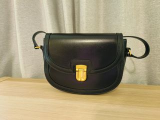 由 cleaning.m (刊登 ID 1372278510，圖片 1) 提交，位於 的 (類別：)，說明：。