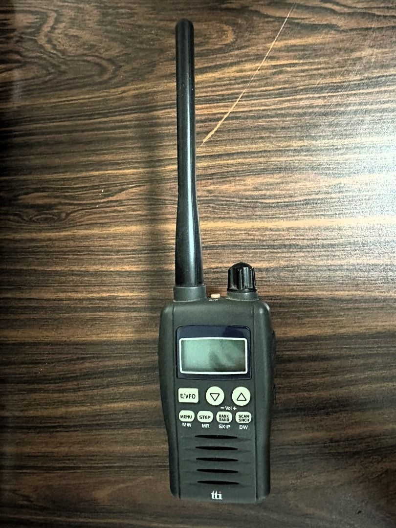 📡 TTI TSC-100RA Professional Airband Receiver (Category: Walkie-Talkie) located in Singapore. Submitted by last_call_deals (Listing ID 1372418164, Image 2). Description: Dual-Band Aviation & Marine Scanner with Extended Frequency Coverage (Manual: https://www.mypilotstore.com/mypilotstore/ProductDocs/TSC100RA_ENG.pdf?srsltid=AfmBOopGpSejMMX-r1pMuq78O3tpZbhq-aSHa65vbBq2ZyIWvjkw0FNS 🔬 Key Technical Specifications (From Official Manual): ✔️ Wide F