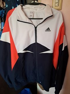 (Category: ) located in . Submitted by thriftingi (Listing ID 1372293693, Image 1). Description: .