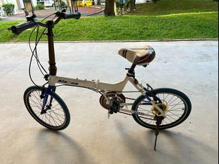 (Category: ) located in . Submitted by cny65 (Listing ID 1372438567, Image 1). Description: .