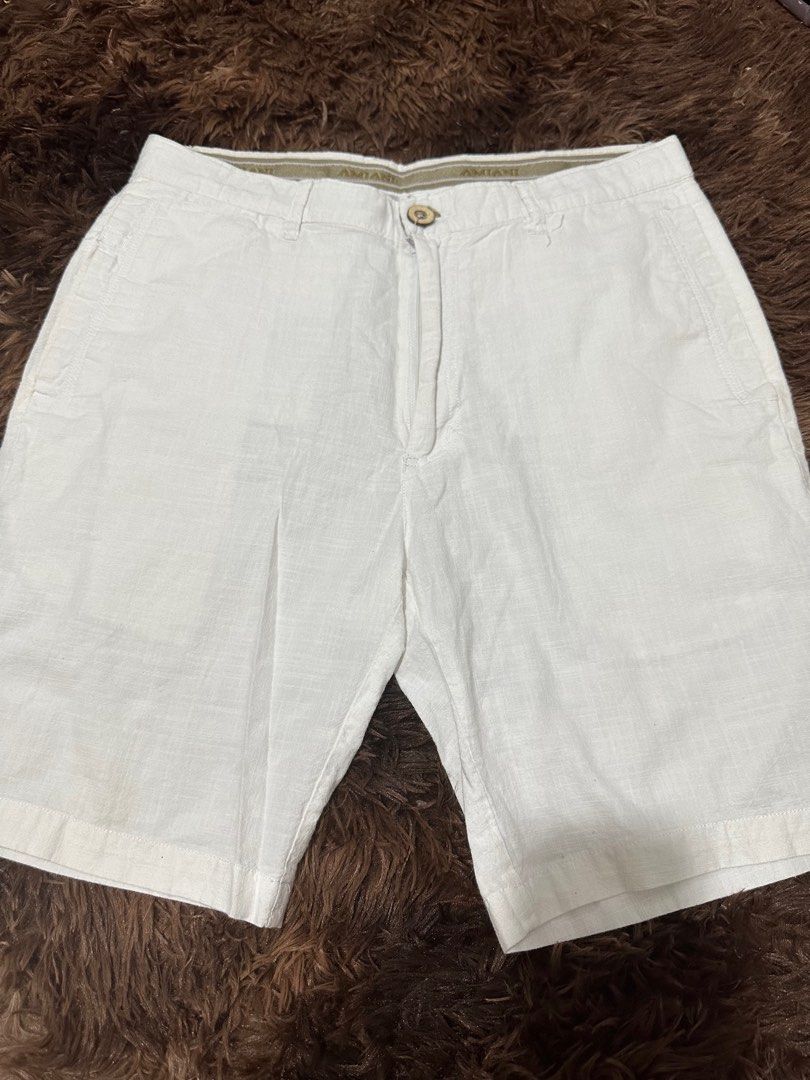 Amiani Linen White Shorts 32" (Category: Shorts) located in Pasig City. Submitted by ysavdr14 (Listing ID 1372456968, Image 1). Description: Looks Brand New Bought here on Carousel too but doesn't fit. Fir for Size 32" Mens Payment through Gcash, BPI Shipping thru J&T, Gogo Express or same day shipping.
