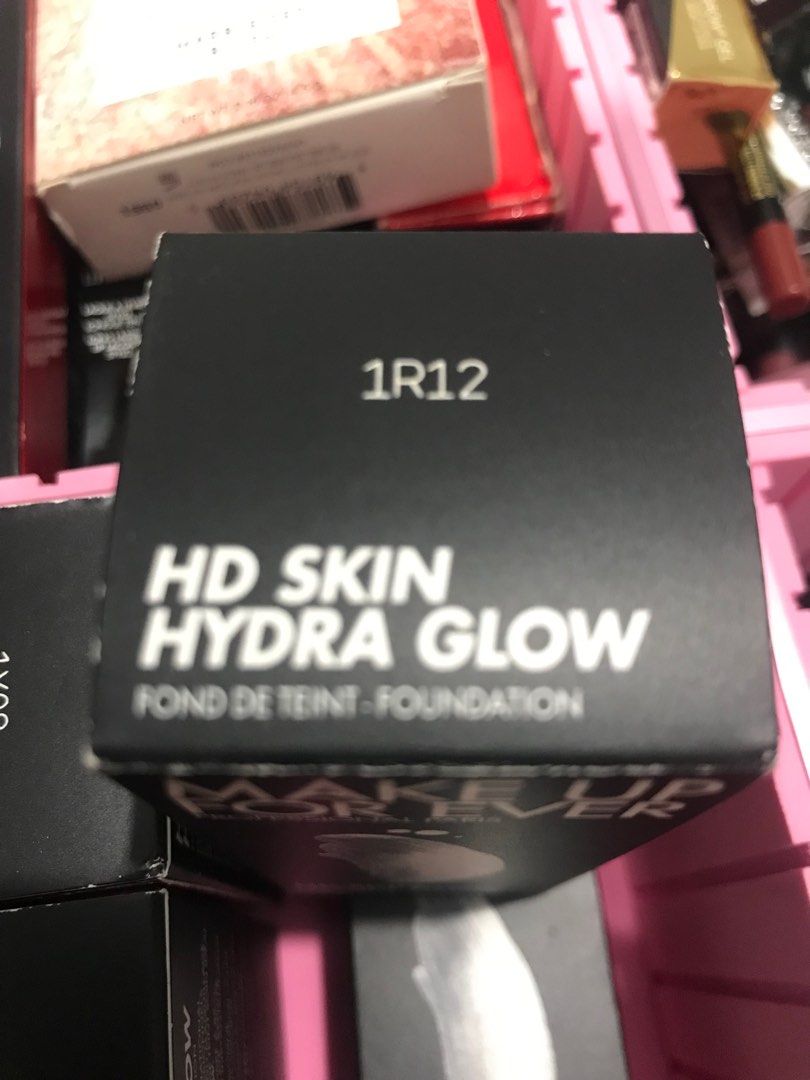 Authentic Make Up Forever Skin Hydra Glow Foundation (Category: Makeup) located in Pasig City. Submitted by teacup12933 (Listing ID 1372286081, Image 3). Description: Brand new in box. Shade 1R12. Bought in Megamall. 3 slots available. Too many foundations..
