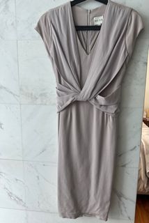 (Category: ) located in . Submitted by fleurboutique (Listing ID 230901340, Image 1). Description: .