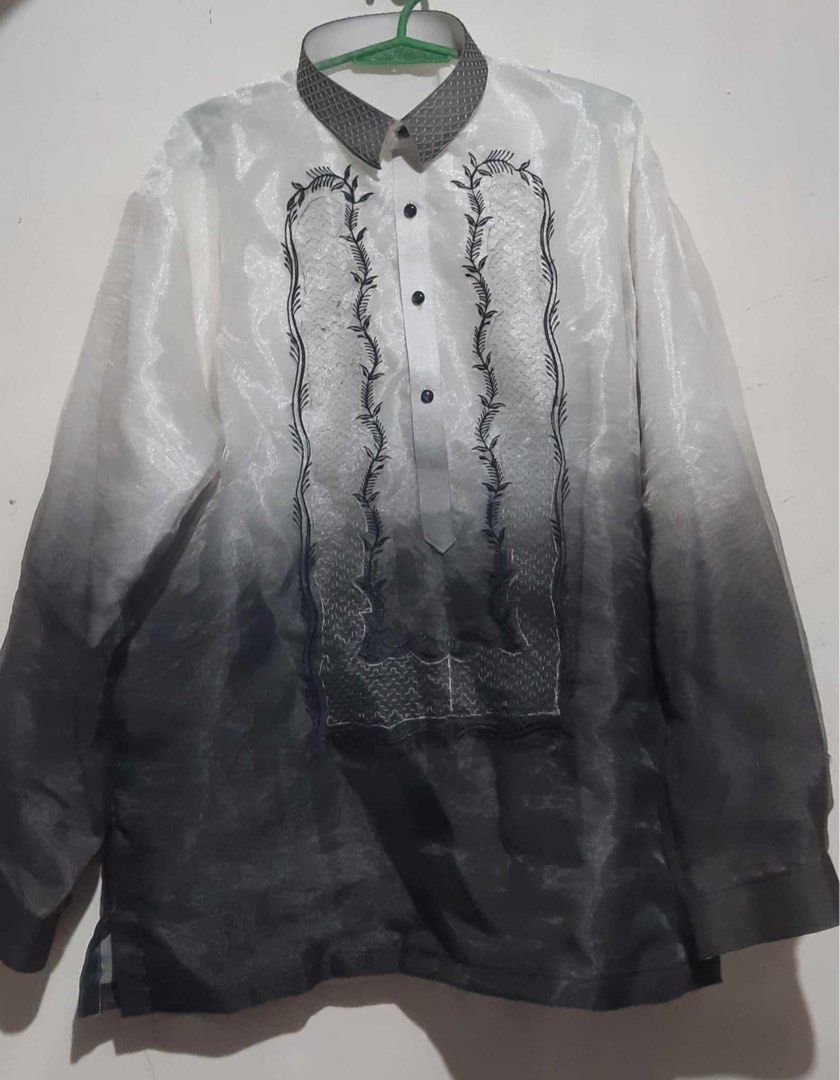 Barong for Men (Category: Formal Shirts) located in Manila. Submitted by modfit09 (Listing ID 1372299414, Image 1). Description: Used once Size: XL.