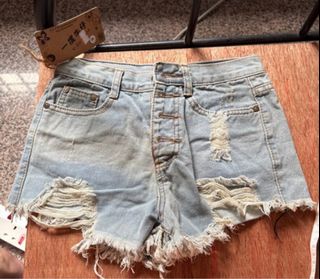 (Category: ) located in . Submitted by shopherela (Listing ID 1372367057, Image 1). Description: .