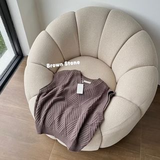 (Category: ) located in . Submitted by cozyclosets (Listing ID 1372332090, Image 1). Description: .