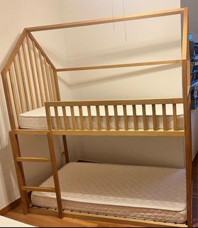 (Category: ) located in . Submitted by scombarieu (Listing ID 1372430359, Image 1). Description: .