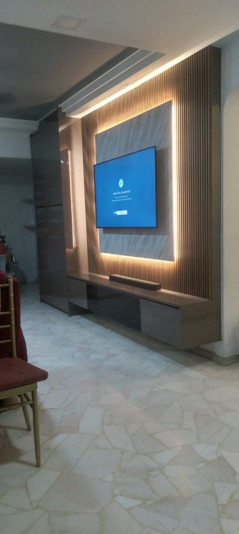Carpentery/ Tv console customized62863077789443111