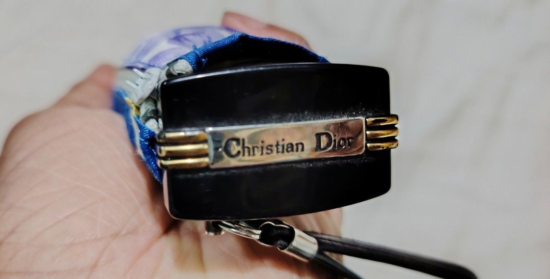 Christian Dior (Category: Umbrellas) located in Polomolok. Submitted by dkljapansurplus (Listing ID 1372420259, Image 1). Description: Christian Dior folded umbrella Good condition mula japan Freeshipping.