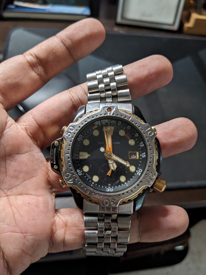 Citizen Promaster Aqualand Diver's Watch (Category: Men's Watches) located in Quezon City. Submitted by keikomizer (Listing ID 1372311140, Image 2). Description: Needs battery replacement and minor cleaning. Model 5810-F80022 Just stored and kept. No longer needed. Price is negotiable..