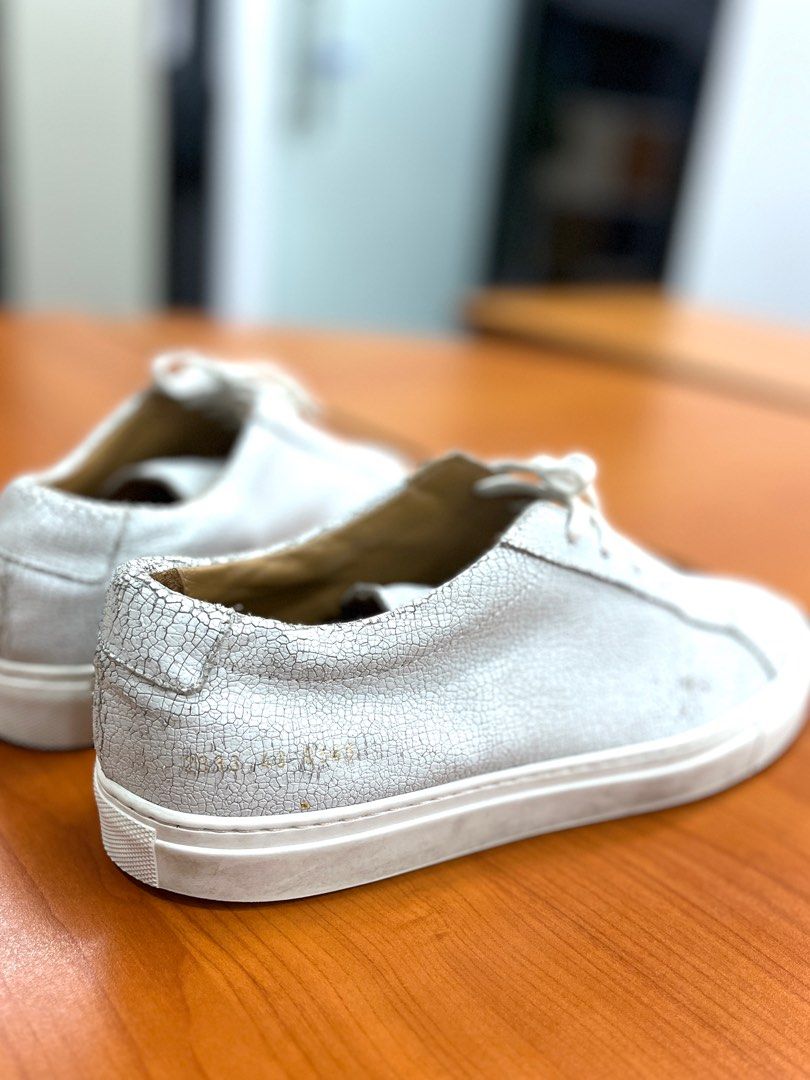 Common Projects (Category: Sneakers) located in Manila. Submitted by soyfresh (Listing ID 1372425401, Image 2). Description: Cracked White Leather Achilles 2333 0566 EU 43 No inclusions .