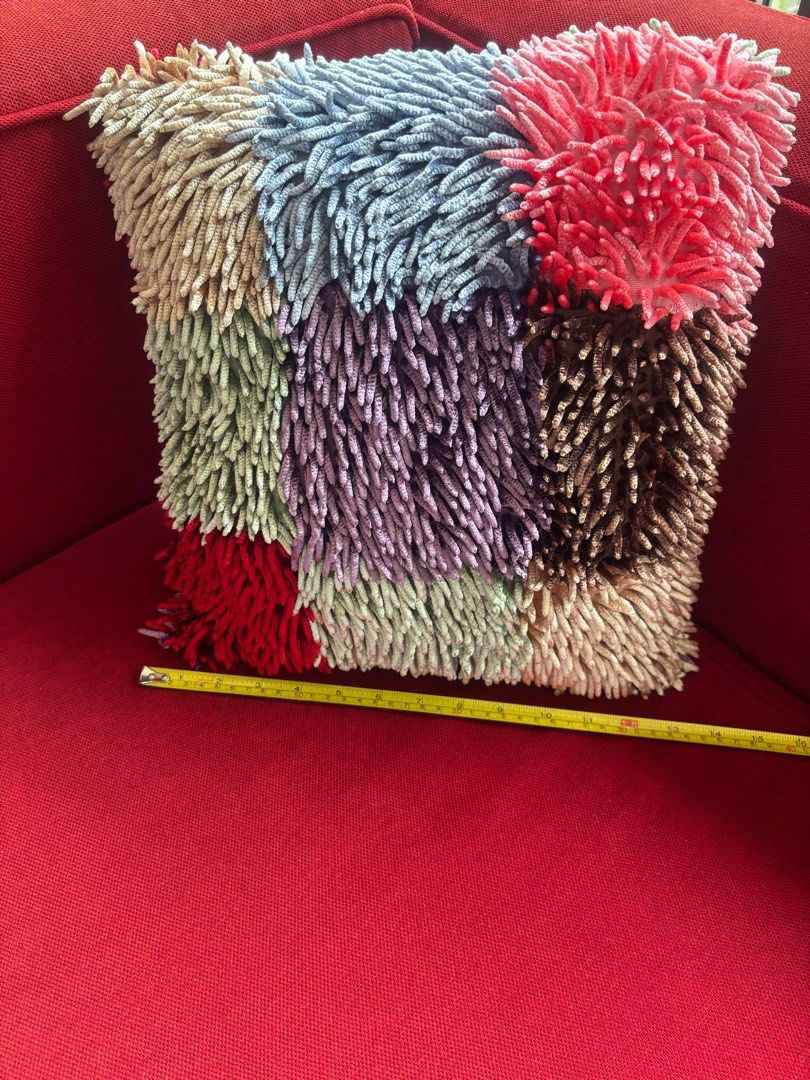 Decorative cushions