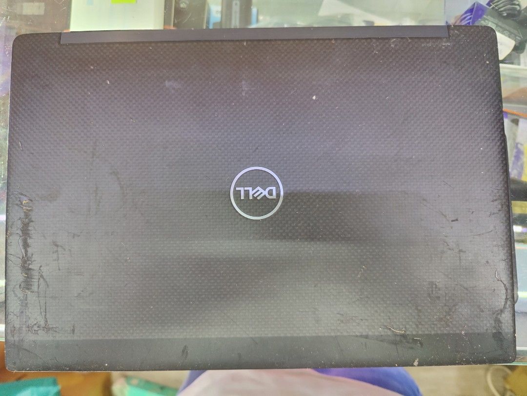 Dell laptop (Category: Laptops & Notebooks) located in Singapore. Submitted by mp85229 (Listing ID 1372317418, Image 2). Description: Dell Lattitude 7390 harddisk removed comes with charger.