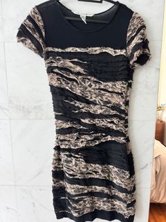 (Category: ) located in . Submitted by fleurboutique (Listing ID 1372313724, Image 1). Description: .