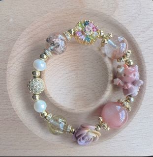 (Category: ) located in . Submitted by tingz_collection (Listing ID 1372286176, Image 1). Description: .