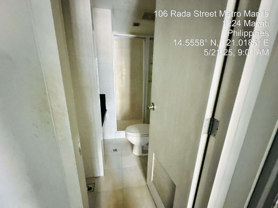 FORECLOSED CONDO UNIT IN GREENBELT MAKATI (Category: Apartments & Condos) located in Pasay City. Submitted by nildzpedrosa (Listing ID 1372351898, Image 3). Description: NEWLY ADDED! CONDO UNIT FOR SALE IN in GREENBELT MAKATI! UNIT 10G @ 10TH FLOOR, GREENBELT CHANCELLOR, RADA STREET, BRGY. SAN LORENZO, MAKATI CITY UNIT AREA: 38.00SQM SELLING PRICE: 7,110,000.00 ‼️DIRECT BUYER'S ONLY‼️ 👉PAYMENT TERM: Option 1: CASH Option 2: HOME LOAN 20% - DOWNP