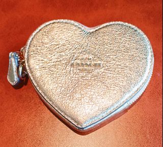 (Category: ) located in . Submitted by wear.cook.sell (Listing ID 1372283336, Image 1). Description: .