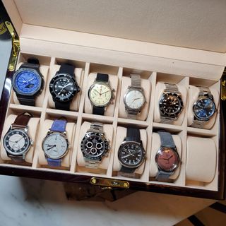 (Category: ) located in . Submitted by buybackwatch (Listing ID 1372338915, Image 1). Description: .
