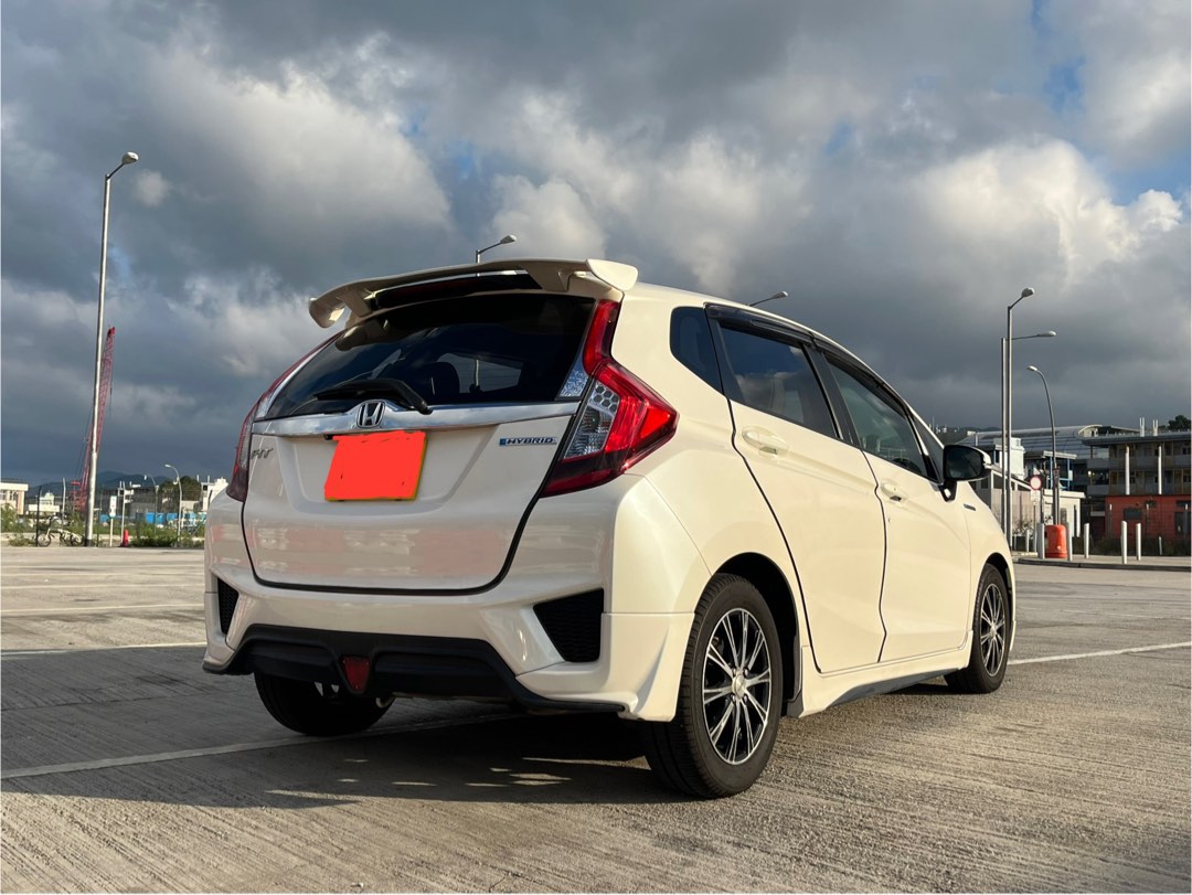 Honda Fit 1.5 S Hybrid (A)62863126889730113