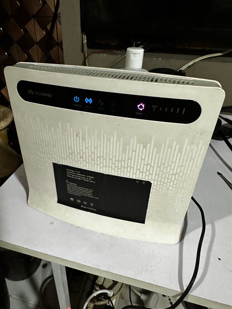 Huawei modem (Category: Networking) located in Quezon City. Submitted by cityhunter66696 (Listing ID 1372300076, Image 1). Description: Still functional and work as is May signs of usage Rfs: nag upgrade na and for decluttering.