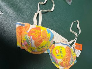 （分類：）位於 。 由 dadasung666 提交（商品編號 1372379112，圖片 1）。簡介： 。