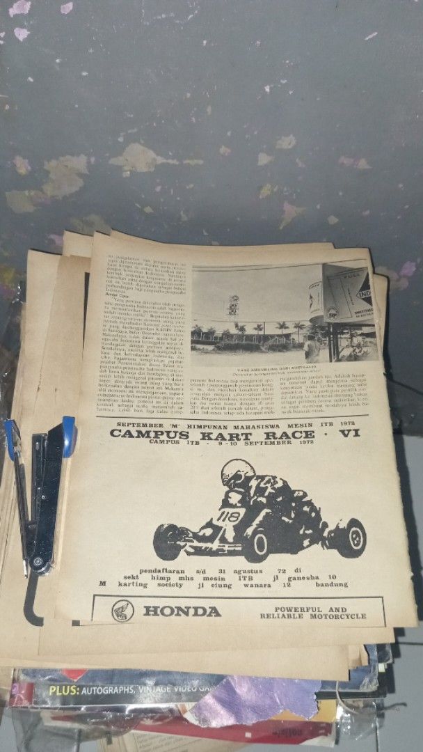 Iklan cetak Campus Kart Race ITB 1972 (Kategori: Pajangan Antik) berada di Bandung. Dikirim oleh orikachikandriani (ID iklan 1372293104, Gambar 1). Deskripsi: .