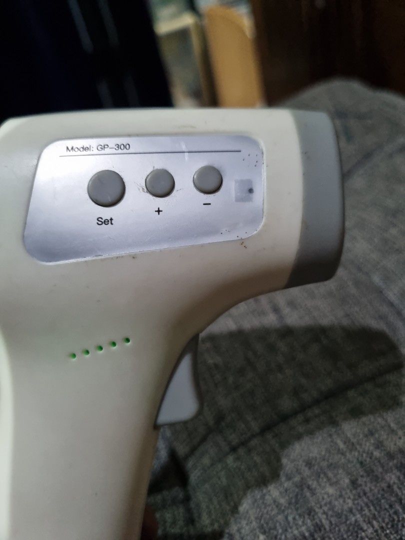Infrared Forehead Thermometer (Category: Medical Supplies & Tools) located in Paombong. Submitted by sweetdeals0181656 (Listing ID 1372387618, Image 3). Description: Model: GP-300 Power Suoply : DC 3.0V Error Range: 32- 42.9 °C Quick Tested No warranty as item is already used.