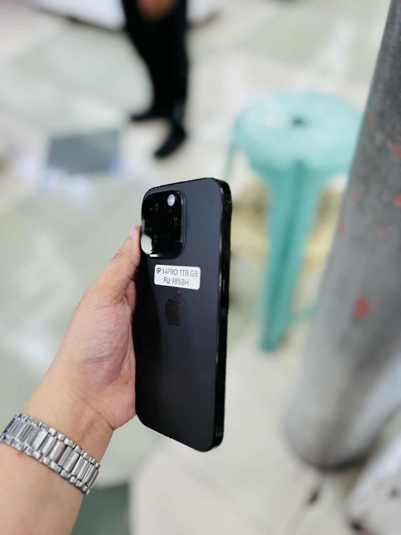 iPhone 14 Pro 1TB 98%Bh Openline 99%smooth No issues (Category: iPhone 14 Series) located in San Juan City. Submitted by saabangadgetshop (Listing ID 1372314094, Image 3). Description: Onhand | Pre-owned iPhone 14 Pro 1TB GB OPENLINE Battery Health 98% NO HIDDEN ISSUES NO HISTORY OF REPAIR 99%Smooth TEST TO SAWA RESET ALL YOU WANT TEST ALL YOU WANT NOT REFURBISHED AUTHENTIC PHONE ALL WORKING (FREE 3UTOOLS) iPhones iPads only 🆓Freebies ✅Charger ✅
