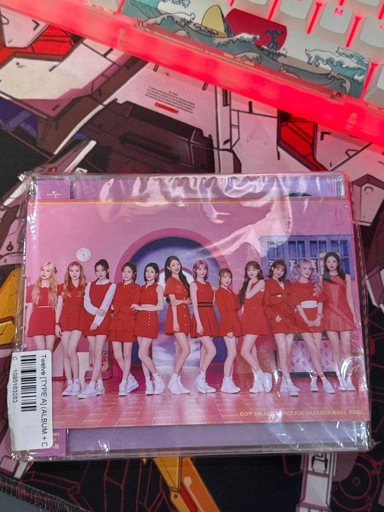 IZ*ONE first full album Twelve (Sealed) Type A (Category: CDs & DVDs) located in Ipil. Submitted by wisedeer.32259c (Listing ID 1372365384, Image 1). Description: Sealed, cd and dvd included. Price negotiable. .
